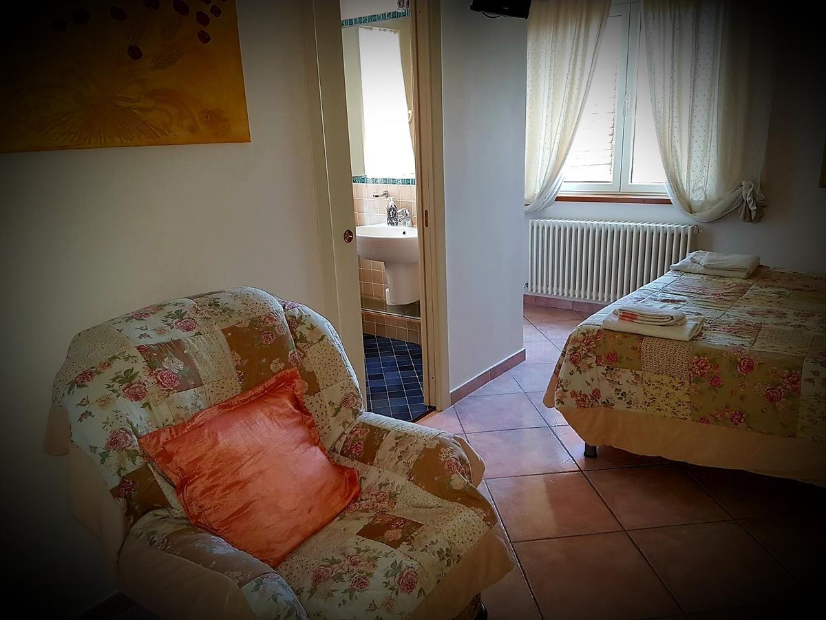 B&B Villa Floriana 托尔托雷托 外观 照片