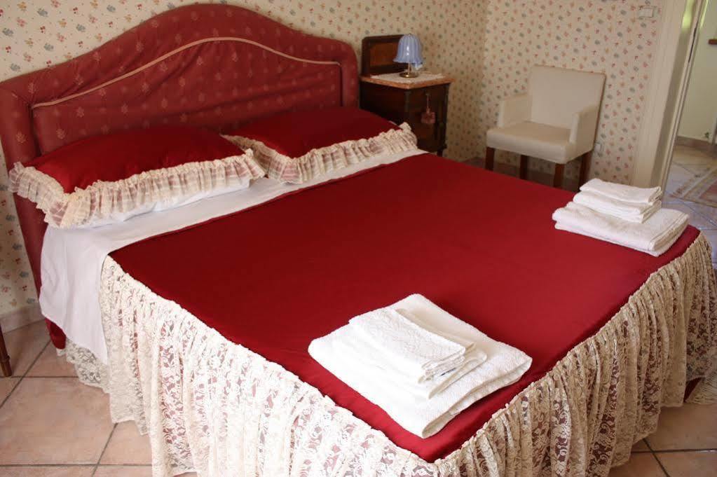 B&B Villa Floriana 托尔托雷托 外观 照片